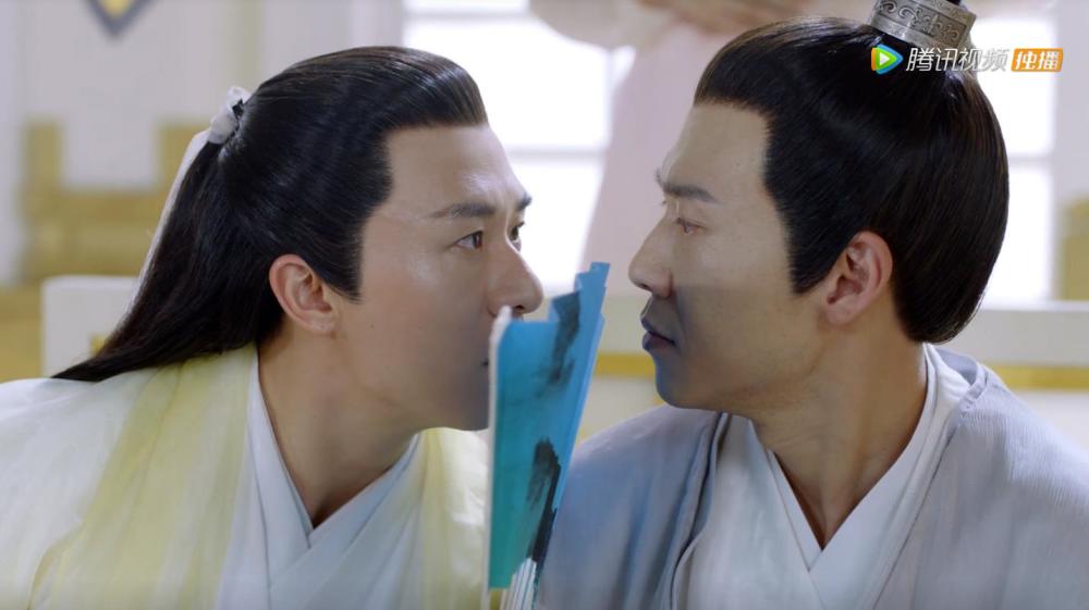 连宋三殿下大概也是近墨者黑,跟司命一起组合成了八卦二人组,再加上