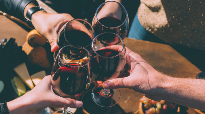 巧喝葡萄酒,赶走感冒,增强免疫力!