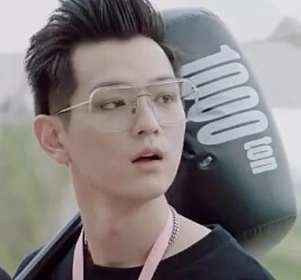 有种"意外"叫穿上古装的grunt,本以为会很普通,结果让人沦陷