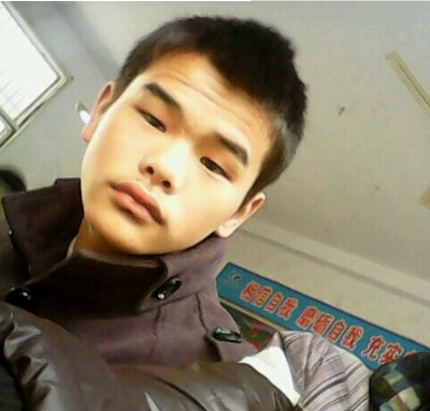 初中教室里男生自认为超炫酷的3行为女生眼里丑人多作怪