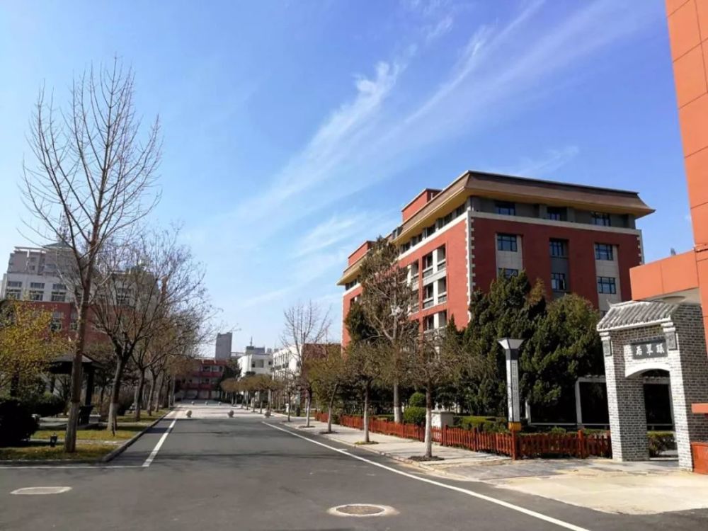 疫情下一中开学第一天