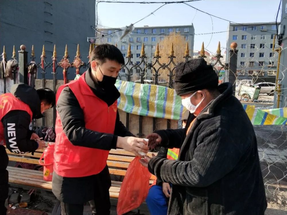 疫情无情人有情,慰问卡点暧人心