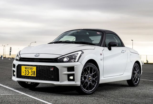 这辆copen gr sport则是大发进行开发的车型,丰田的赛车部门gazoo