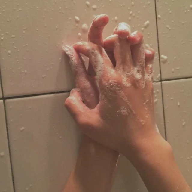 延期开学的第一晚,"情侣"会去干啥?学姐说出"3点",心态崩了!