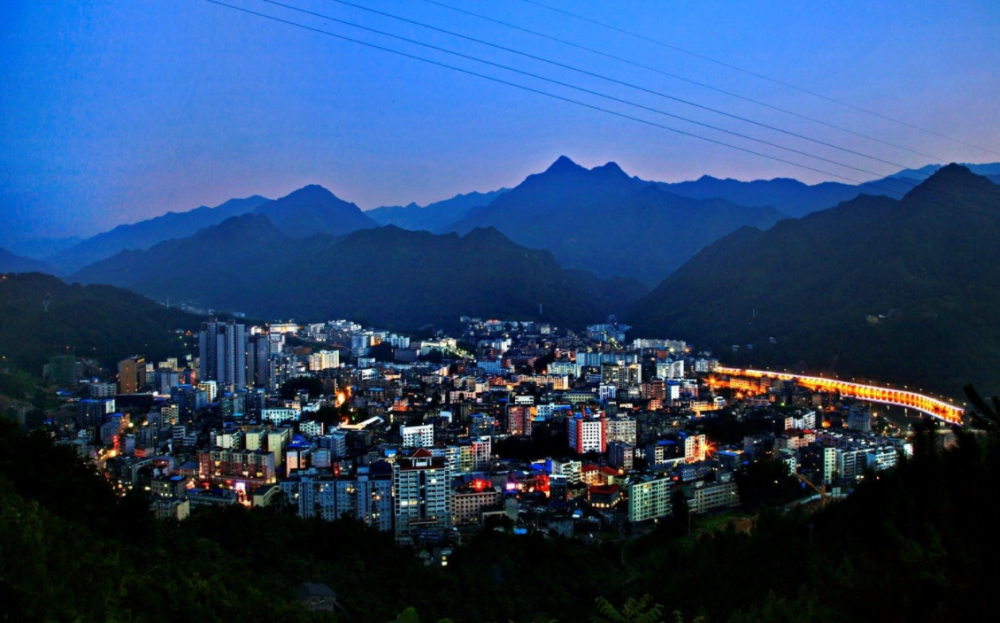 陕西这个秘境小城,鸡鸣三省,景色绝美,你去过吗?