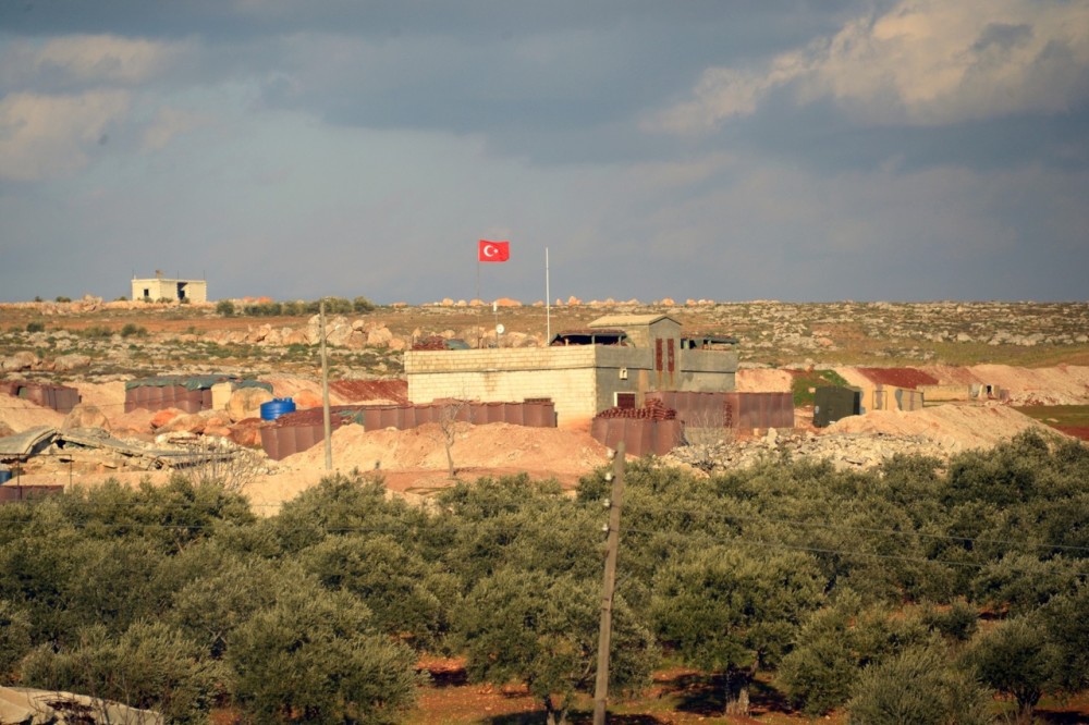 战争残酷伊德利卜重镇解放千疮百孔满城地雷居民逃光重建难