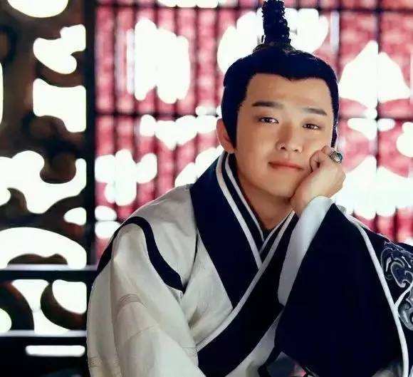 只做了27天皇帝的刘贺,是如何被霍光赶下台的?