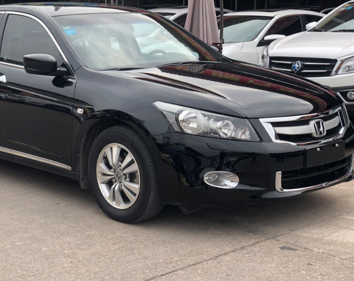 十二年前38万买来八代雅阁3.5l开24万km,如今卖二手却有价无市!