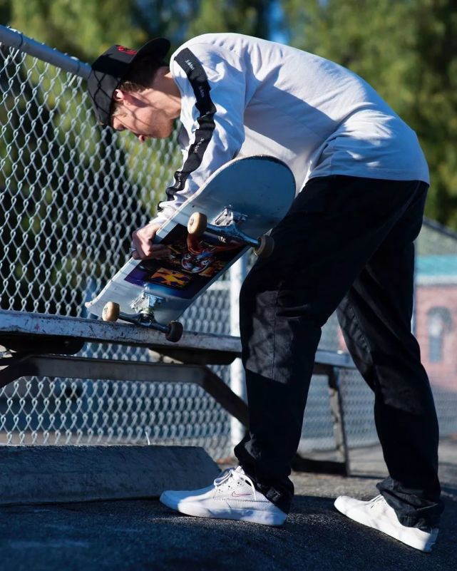 深夜炸弹shaneoneill完美影片theextrabit突袭