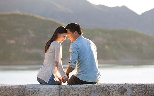 男女交往中,正确的相处方式很重要,别再执迷不悟