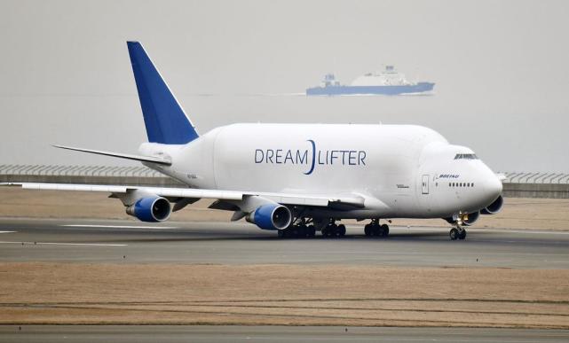 波音747梦想运输者日本接受公众参观02大到超乎想象