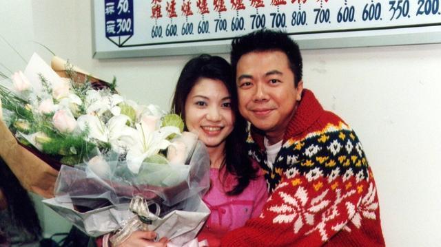 要反转55岁男星离婚被妻子揭老底名声全毁今女方被曝出轨教练