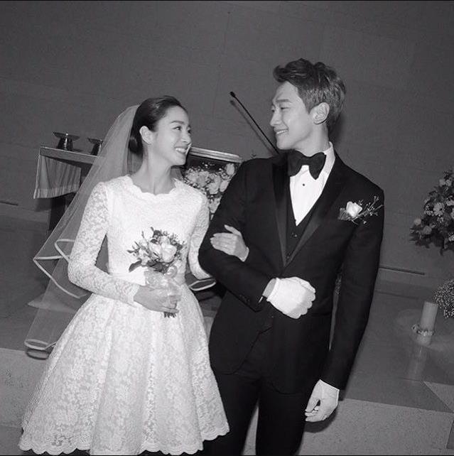 韩国第一美女颜值照样逆生长,俩孩子的妈