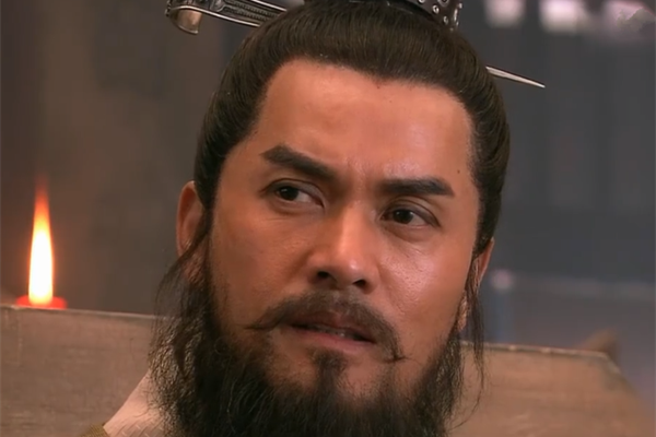 晁盖|黑旋风李逵有个巨大缺陷，遭晁盖警告，却依然我行我素