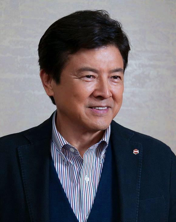 越老越帅的三浦友和 岁月带来的是容颜的苍老 他却活出了韵味 山口百惠 三浦 三浦友和