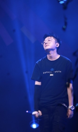 近年来,大火的中文Rap情歌,除了星球坠落,