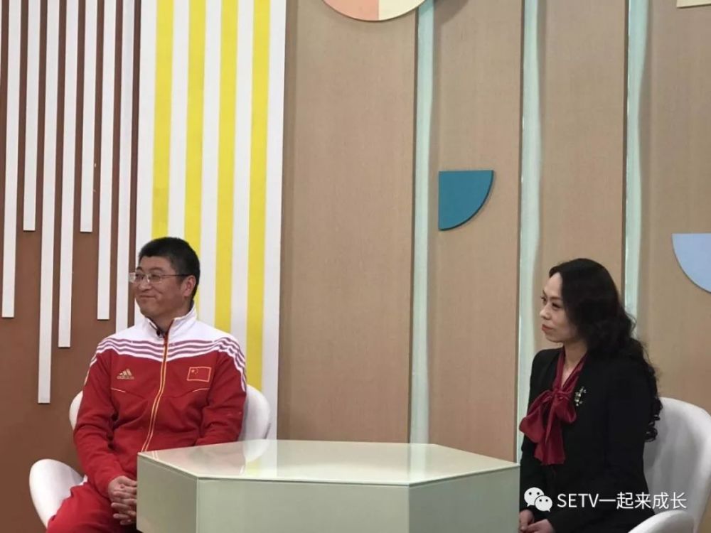 《一起来成长》推出特别节目 聚焦新冠