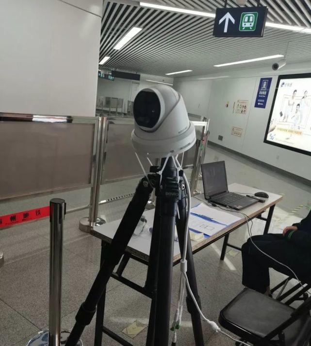 不用停留多人同时测温福州地铁里的防疫黑科技你体验了吗