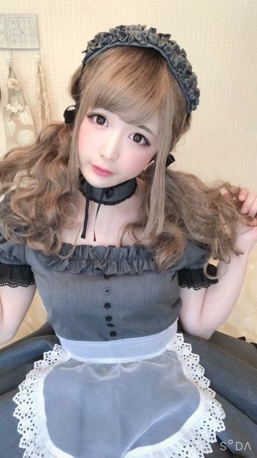 日本网红女装大佬爆新照!16岁开始走向一条"不归路"