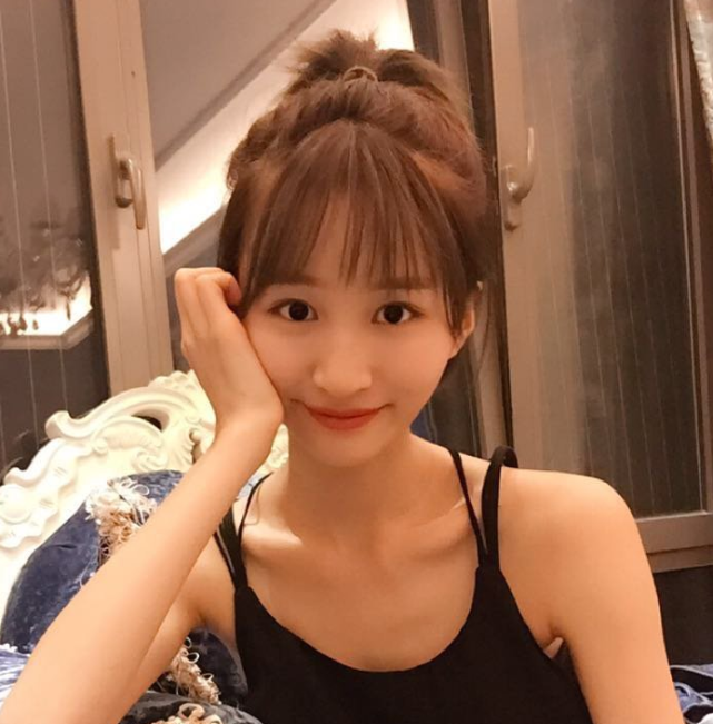 怪不得任嘉伦最后会娶聂欢看到聂欢婚后的吊带照这才是人间绝色