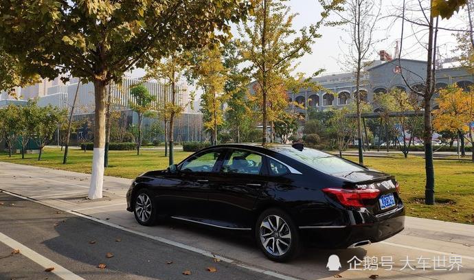 中级轿车排行_原创迈锐宝降5万,迈腾降4万!合资中级轿车降价排行榜出炉!(2)