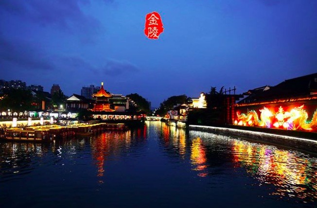 中的一见钟情,寥寥数十字,美好的令人神往