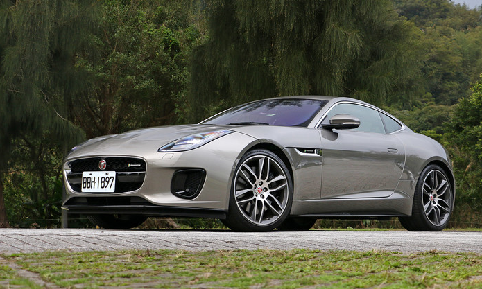 最强捷豹超跑诞生!造型比保时捷911还帅气,配3.0t引擎 8at!