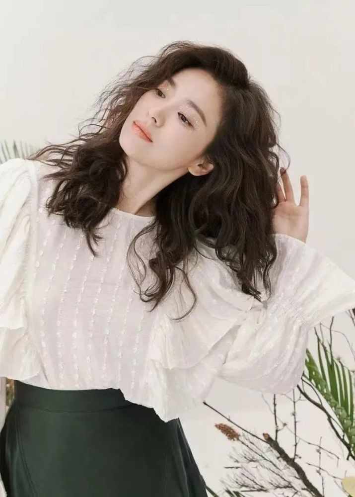 情人节宋慧乔曝光美照泡面卷配鸡蛋肌气色好离婚后更美