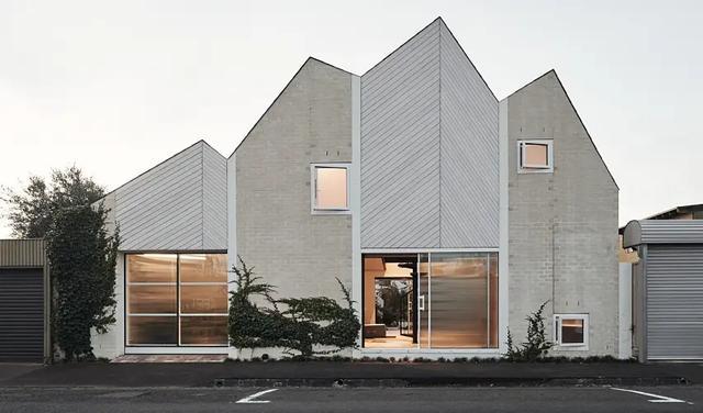 错落山形建筑 墨尔本自然系日光庭院别墅