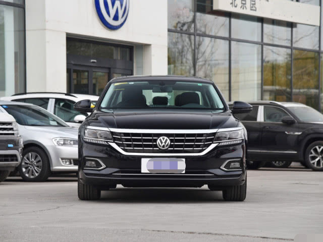 评测:大众帕萨特330 tsi,配2.0发动机,最大马力186匹