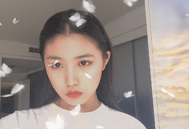 汪峰忙照顾章子怡母子小苹果疑似太孤单用拼图打发时光