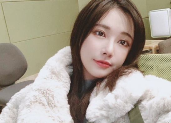 女主播丸子开发了新技能快来一起见证