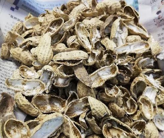 但是每次吃剩的瓜子皮,花生壳或者是其他的坚果让人感觉烦不胜烦,而