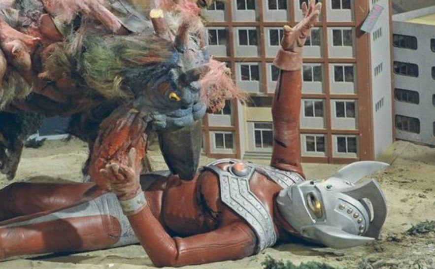 奥特曼在剧中被打倒次数越多遭遇越惨,后来成就就越强?_腾讯新闻