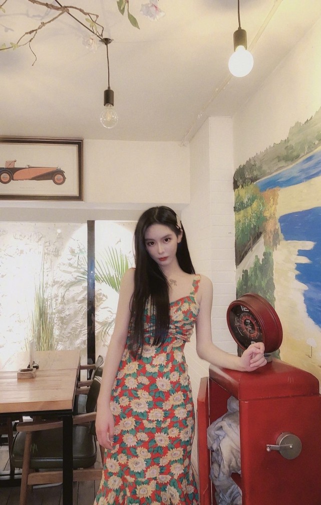 还记得变形计杨馥宇吗20岁内衣外穿引热议肚脐看点十足