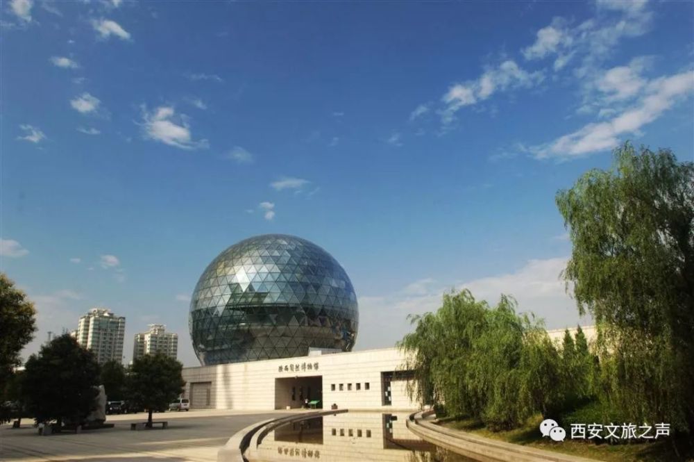 天文,下有地质陕西自然博物馆@西安博物院(小雁塔)小雁塔三裂三合的