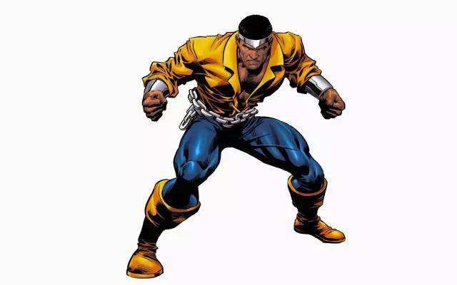 卢克凯奇和钢力士谁会防御呢?