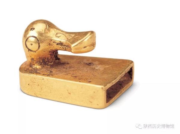 从秦公一号大墓金器一组浅谈秦国金器