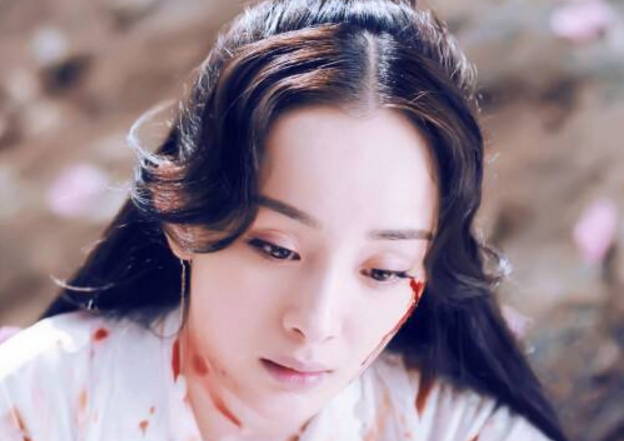 《枕上书》盼白浅跳诛仙台,盼白凤九跳崖,终于盼到帝君骗婚了