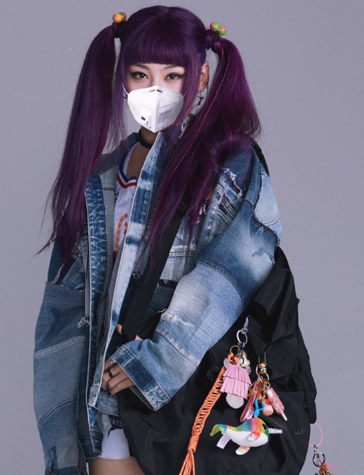 以前还觉得kiko齐刘海最美,当看见她中分头后:心如小鹿乱撞