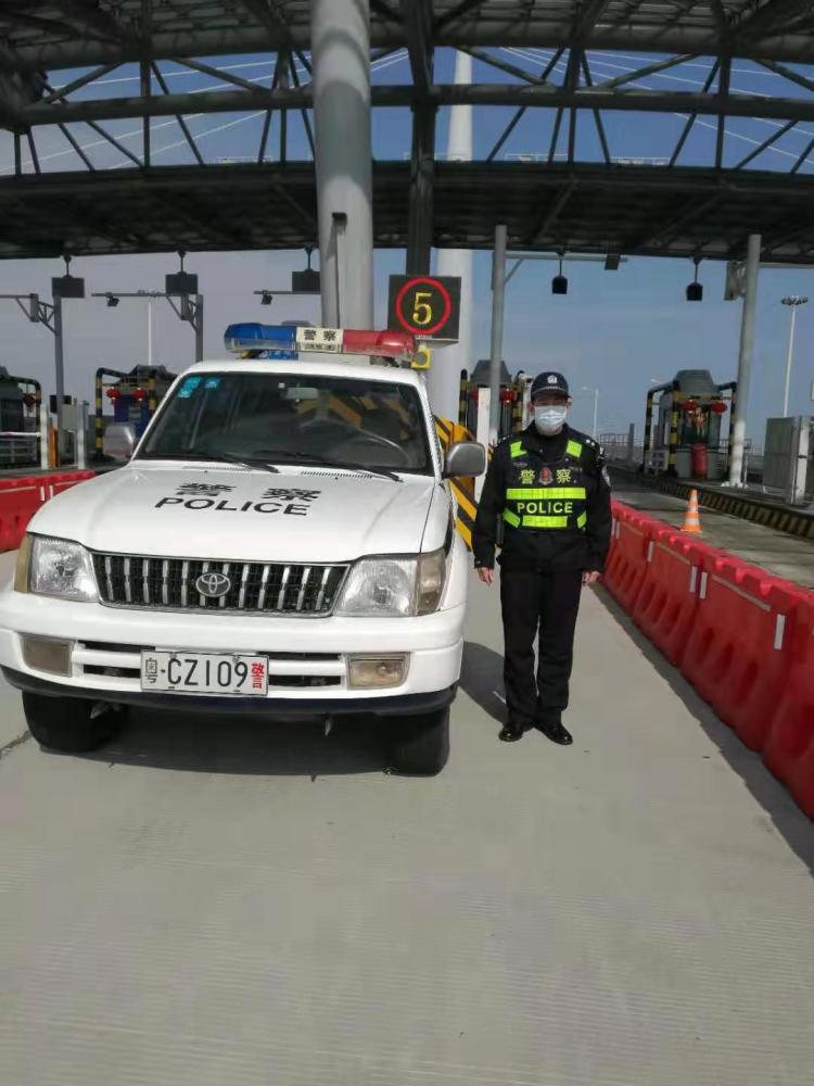 队里紧急通知要召募成立一支15人党员突击队,陈义志第一时间报了名