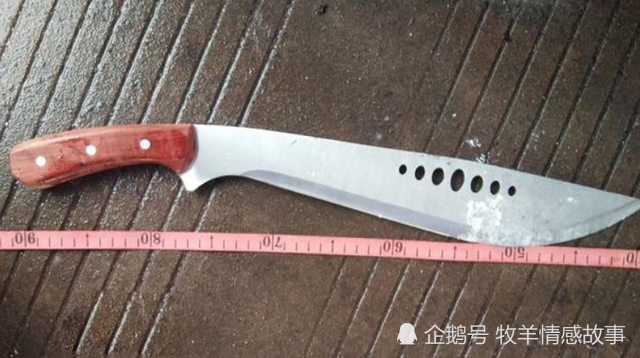 广西防城港市发生一起恶性事件位于东兴市持刀砍人男子已被警方刑拘