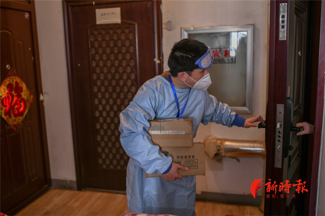 独家探访封闭隔离的社区疫点1200多名住户居家隔离