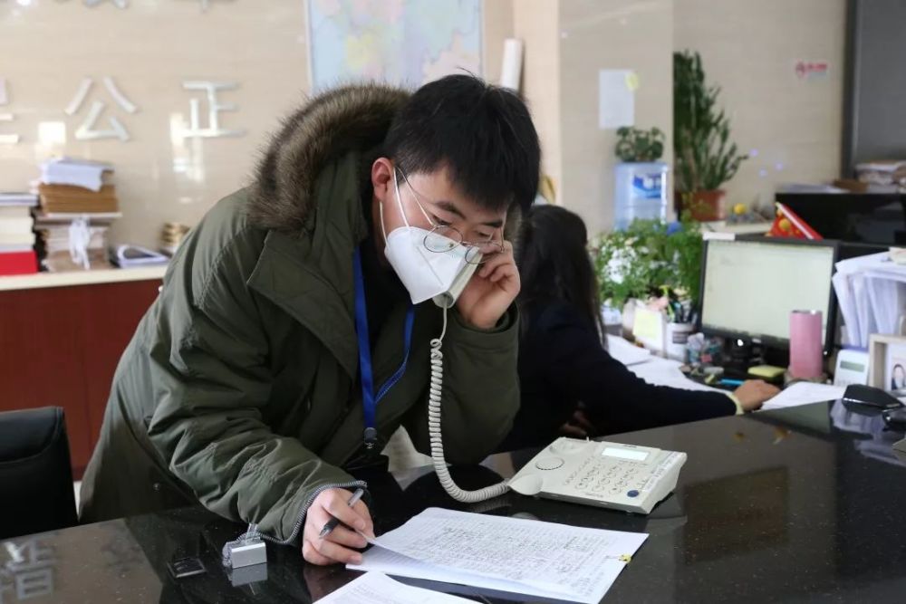 当然,如果对立案申请有什么疑惑,也可以电话咨询,有专门的工作人员会