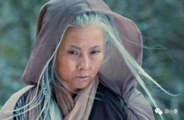 小说中说得明显,在波斯三使等人还未见到金花婆婆和谢逊之前,他们根本