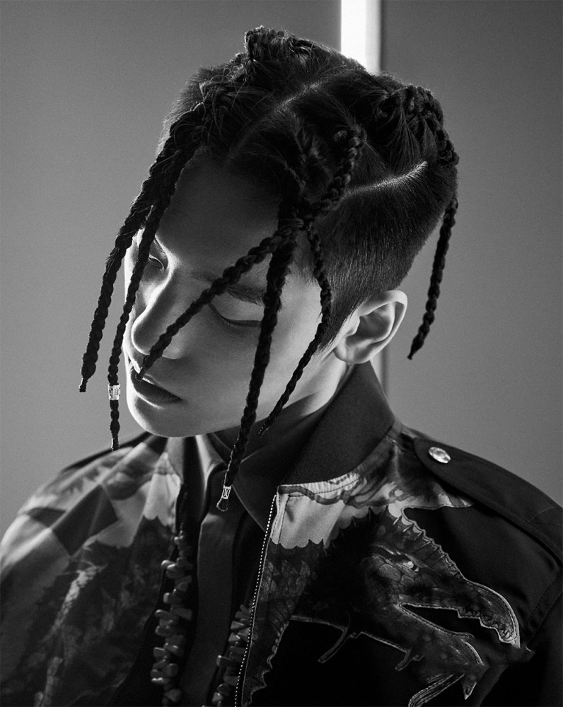 王子异脏辫造型