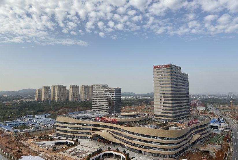 新区又双叒叕刷屏了这次不仅仅是这份新区蓝还有特殊时期的坚守