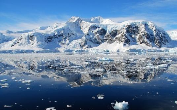 神秘的南极洲,有着丰富的矿物资源,人类为什么不去开垦?