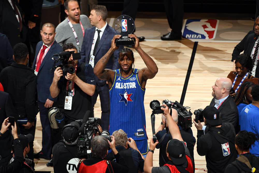 全明星正赛比分暗藏玄机?韦德转发玄学比分却遭嘲讽:10-1=9