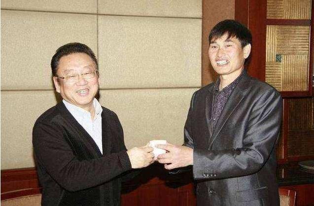 蒋大为曾怒批的 农民歌唱家 是大衣哥朱之文吗 腾讯新闻